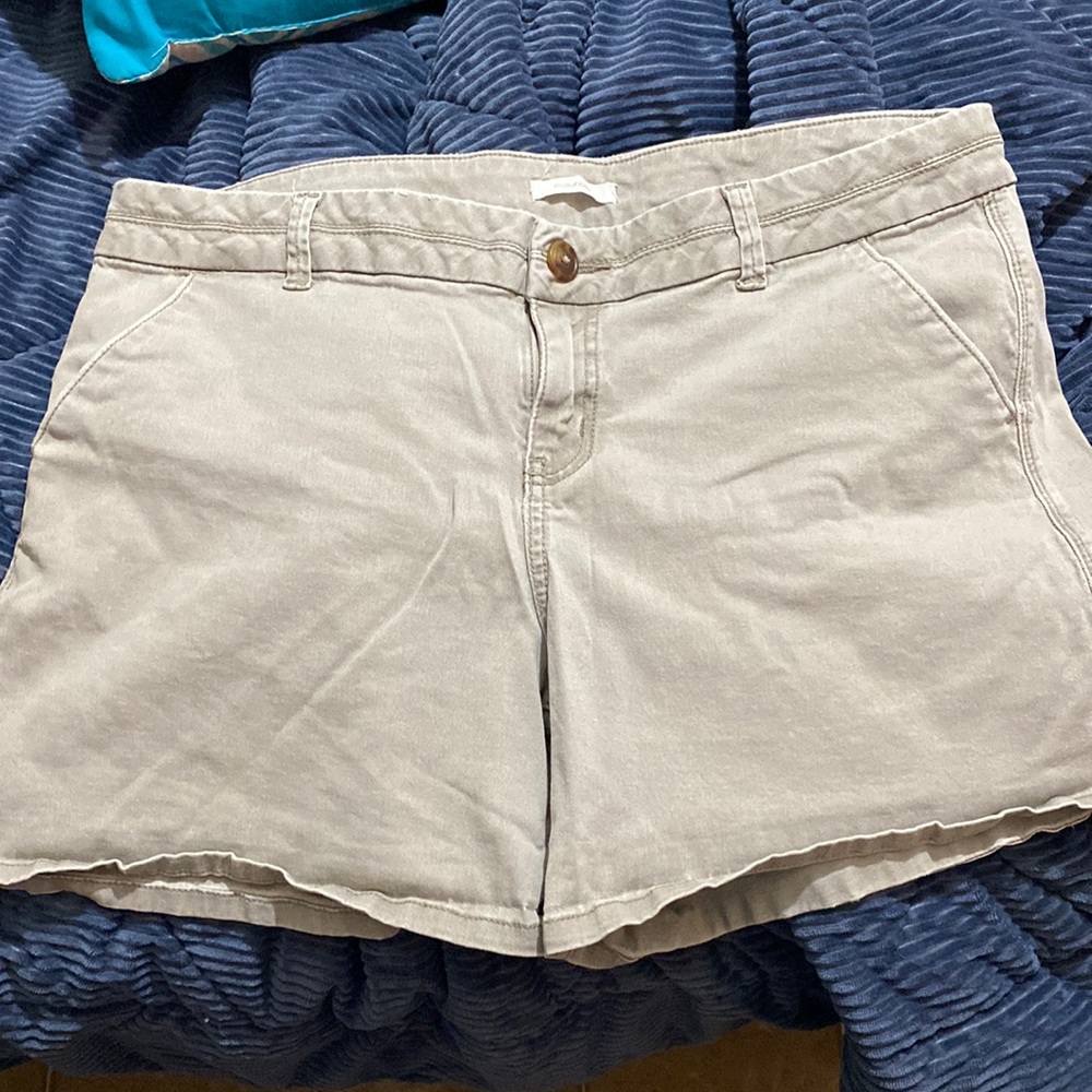 Khaki shorts
